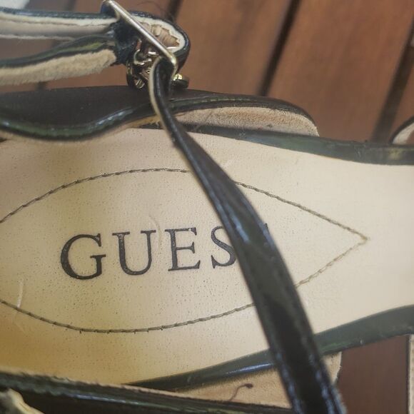 GUESS Pumps Heels  - Picture 7 of 10